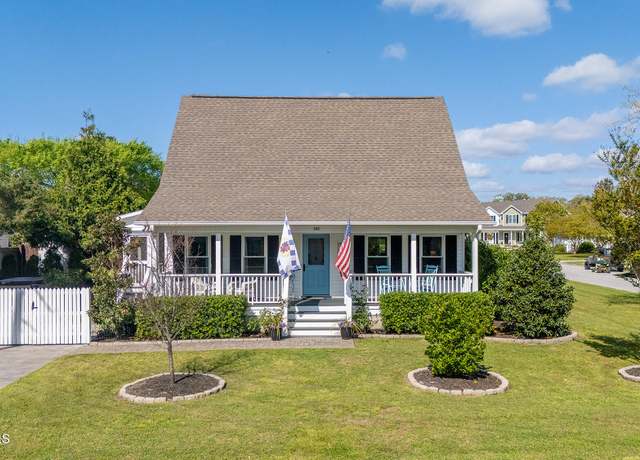 Property at 101 Beaufort Walk, Beaufort, NC 28516, 3 beds, 2.5 baths