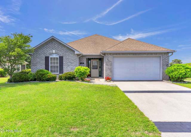 Property at 621 Castle Bay Dr, Hampstead, NC 28443, 3 beds, 2 baths