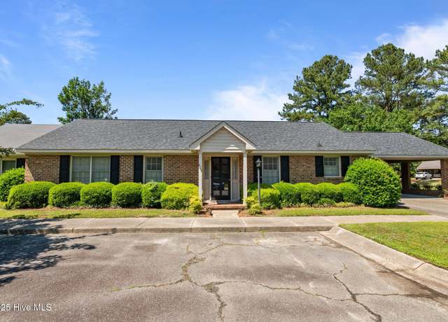 Property at 825 Westminster Ln, Kinston, NC 28501, 2 beds, 2 baths