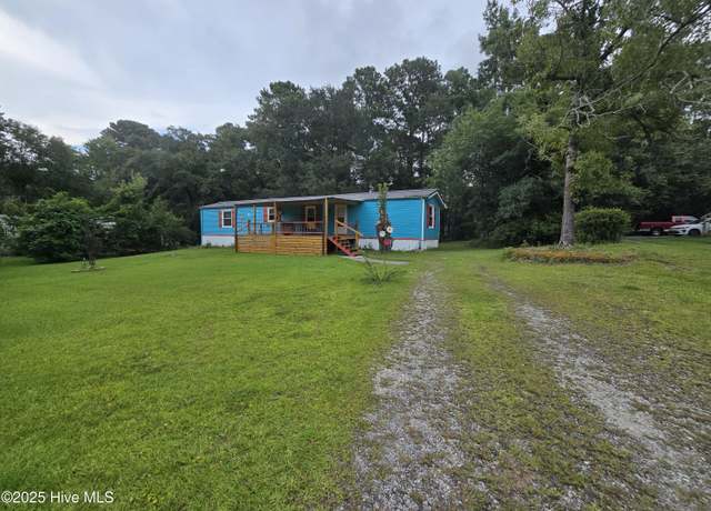 Property at 131 Holiday Ext, Hampstead, NC 28443, 2 beds, 2 baths