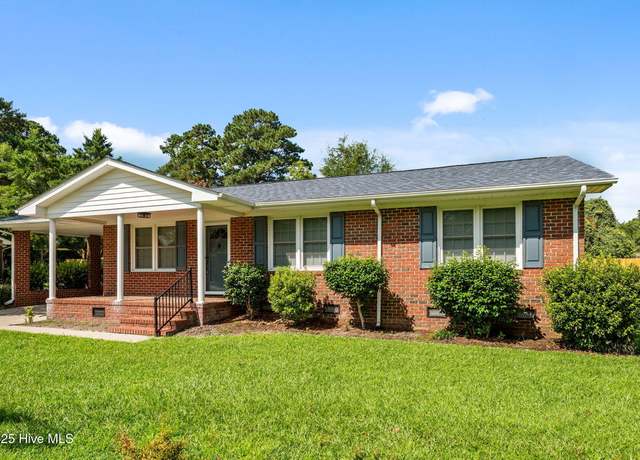 Property at 2236 Longleaf Pine Dr, Kinston, NC 28504, 3 beds, 2 baths