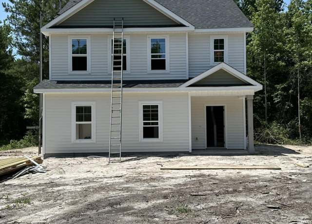 Property at 211 Brighttown Rd, Maysville, NC 28555, 3 beds, 2.5 baths