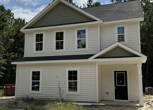 Property at 211 Brighttown Rd, Maysville, NC 28555, 3 beds, 2.5 baths