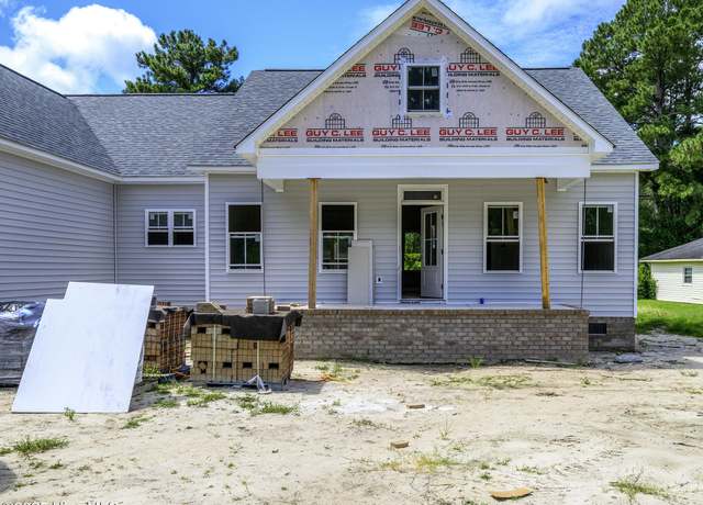 Property at 116 Whitford Ln, New Bern, NC 28562, 3 beds, 3 baths