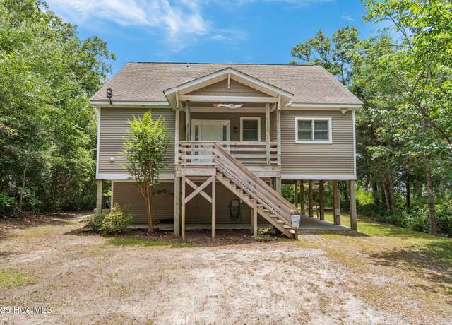 Property at 107 SW 26th St, Oak Island, NC 28465, 3 beds, 2.5 baths
