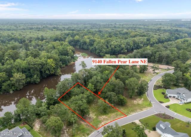 Property at 9140 Fallen Pear Ln NE, Leland, NC 28451