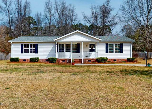 Property at 132 Woodhaven Dr, Rocky Point, NC 28457, 3 beds, 2 baths