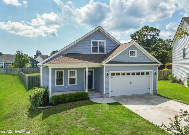 Property at 108 S Lamplighters Walk, Hampstead, NC 28443, 3 beds, 2.5 baths
