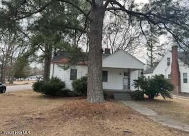 Property at 825 Redgate Ave, Rocky Mount, NC 27801, 3 beds, 1.5 baths