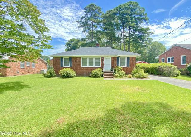 Property at 742 Cavalier Cir, Kinston, NC 28501, 2 beds, 1 bath
