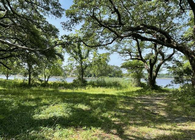 Property at 405 Red Drum Way W, Swansboro, NC 28584