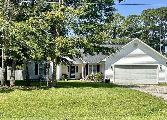 Property at 162 Water Oak Dr, Newport, NC 28570, 3 beds, 2 baths