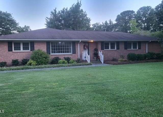 Property at 2262 Old Oak Rd, Kinston, NC 28504, 3 beds, 2 baths