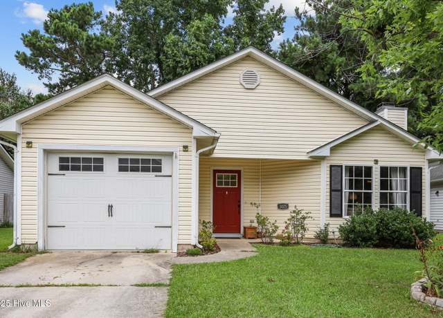 Property at 3025 Foxhorn Rd, Jacksonville, NC 28546, 3 beds, 2 baths