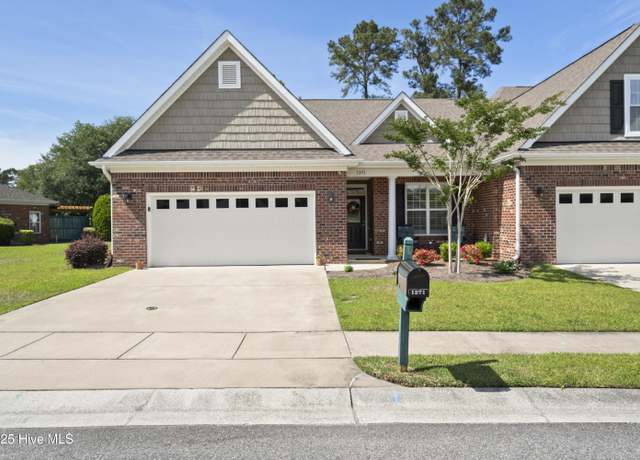 Property at 1271 Greensview Cir, Leland, NC 28451, 3 beds, 3 baths