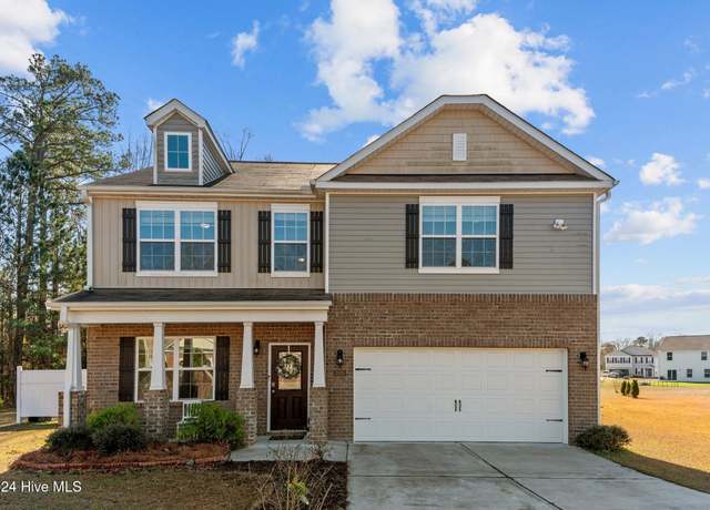 Property at 3105 Streamside Ln, Winterville, NC 28590, 4 beds, 2.5 baths