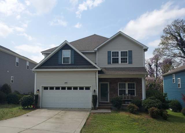Property at 546 W New Hampshire Ave, Southern Pines, NC 28387, 4 beds, 2.5 baths