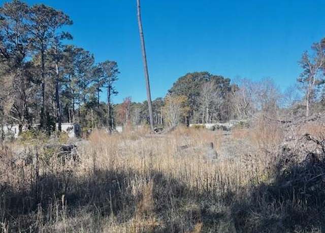 Property at 678 Gervais St SE, Bolivia, NC 28422