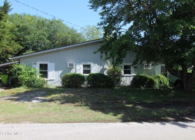 Property at 105 Walnut St Unit A & B, Swansboro, NC 28584, 2 beds, 2 baths