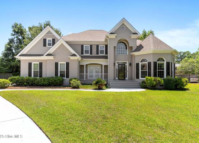 Property at 3556 Iris St, Wilmington, NC 28409, 4 beds, 3.5 baths