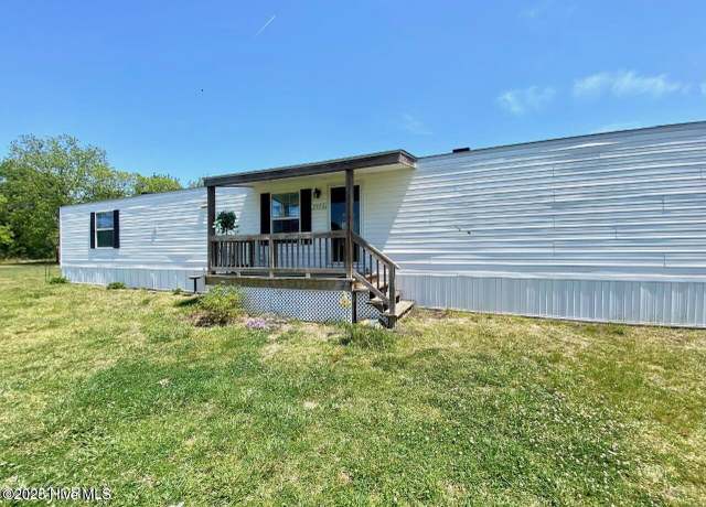 Property at 3992 Joe Brown Hwy N, Whiteville, NC 28472, 2 beds, 2 baths
