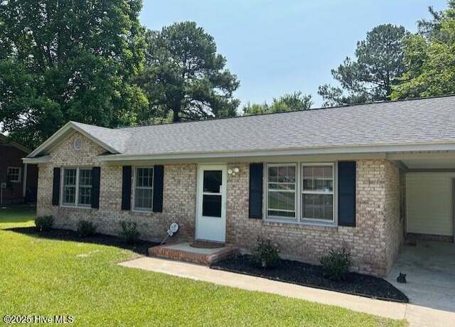 Property at 204 Caddie Ct, Greenville, NC 27858, 3 beds, 1 bath
