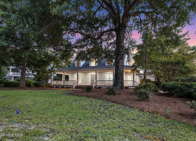 Property at 844 Arboretum Dr, Wilmington, NC 28405, 4 beds, 4 baths