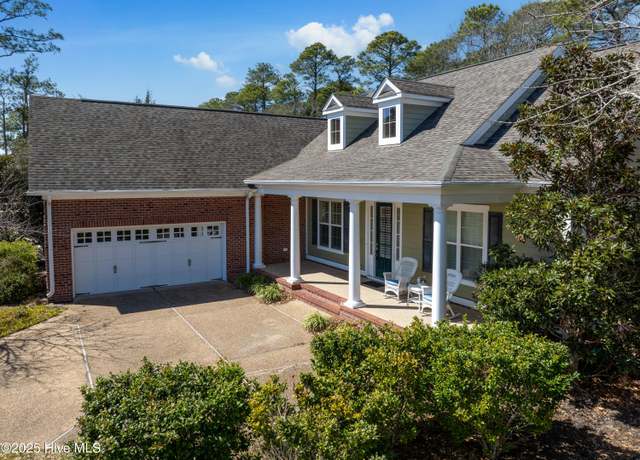 Property at 2358 St James Dr SE, Southport, NC 28461, 4 beds, 3.5 baths