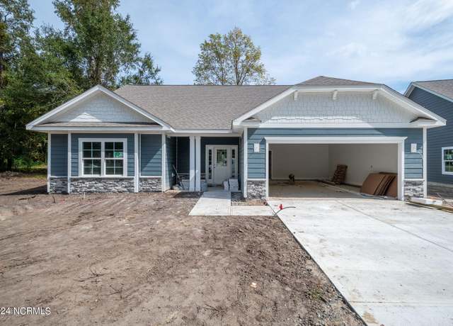 Property at 127 Cherry Laurel Dr, Wallace, NC 28466, 4 beds, 3 baths