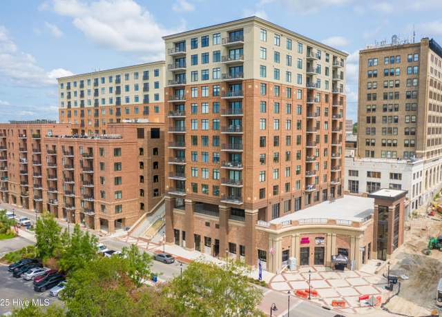 Property at 10 Grace St Apt 403, Wilmington, NC 28401, 1 bed, 1 bath