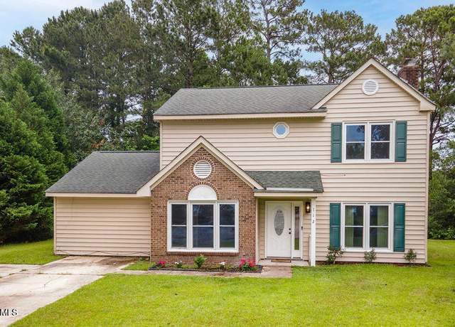 Property at 112 Carlisle Ct, Jacksonville, NC 28546, 4 beds, 3 baths