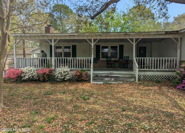 Property at 4934 Pleasant Oaks Dr, Wilmington, NC 28412, 3 beds, 1.5 baths