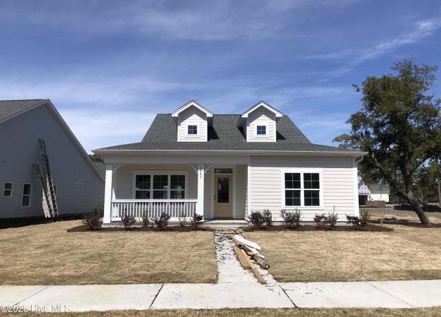 Property at 2482 Lake Ridge Dr, Southport, NC 28461, 3 beds, 2 baths