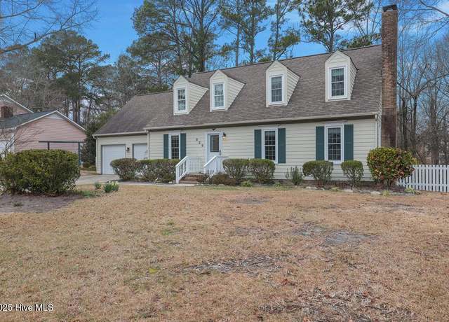 Property at 929 Welsh Ln, Jacksonville, NC 28546, 3 beds, 2.5 baths