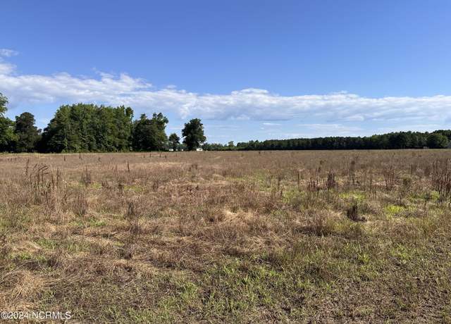 Property at 1, 2, & 3 Moss Neck Rd, Pembroke, NC 28372