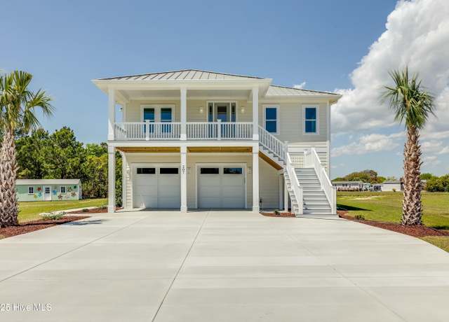 Property at 207 Backfin Ct, Newport, NC 28570, 4 beds, 3.5 baths