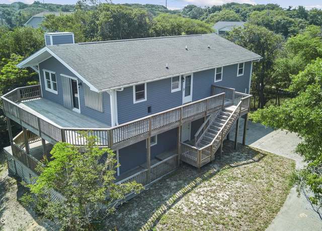 Property at 5805 E Landing Dr, Emerald Isle, NC 28594, 4 beds, 3 baths
