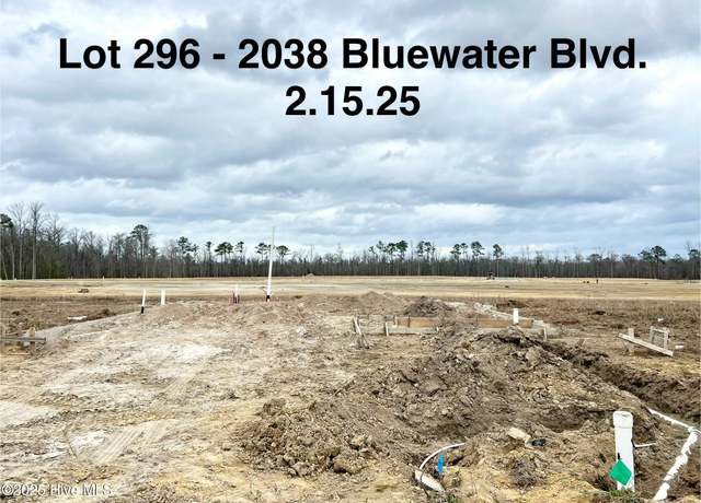 Property at 2038 Bluewater Blvd, New Bern, NC 28562, 3 beds, 2.5 baths