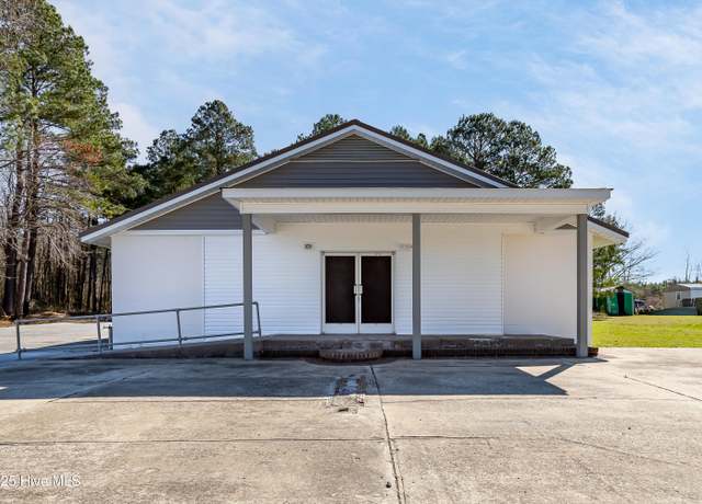 Property at 1233 Haw Branch Rd, Beulaville, NC 28518, 1 bed, 2 baths