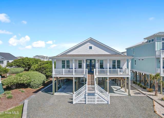 Property at 1044 Ocean Blvd W, Supply, NC 28462, 4 beds, 4 baths