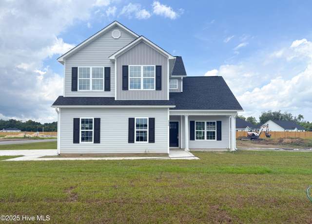 Property at 800 Calebs Creek Ct, Maysville, NC 28555, 3 beds, 2.5 baths