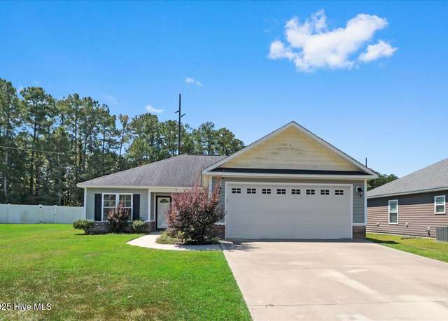 Property at 3609 Delesa Ct, New Bern, NC 28560, 3 beds, 2 baths