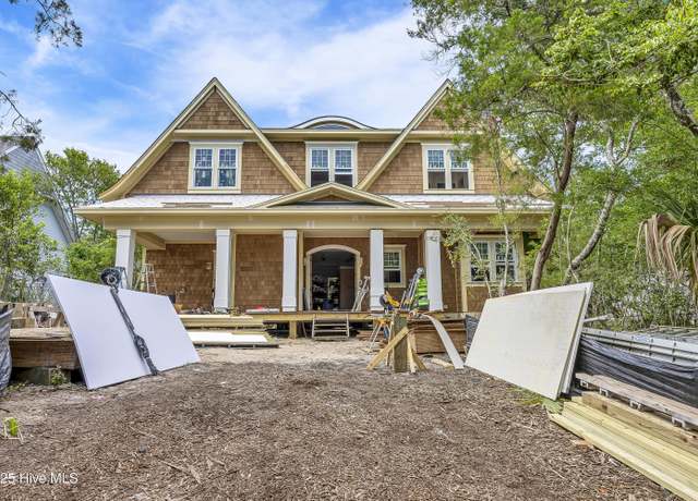 Property at 548 Chicamacomico Way, Bald Head Island, NC 28461, 4 beds, 4.5 baths