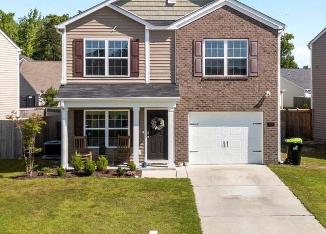 Property at 103 Walton Dr, New Bern, NC 28562, 3 beds, 2.5 baths