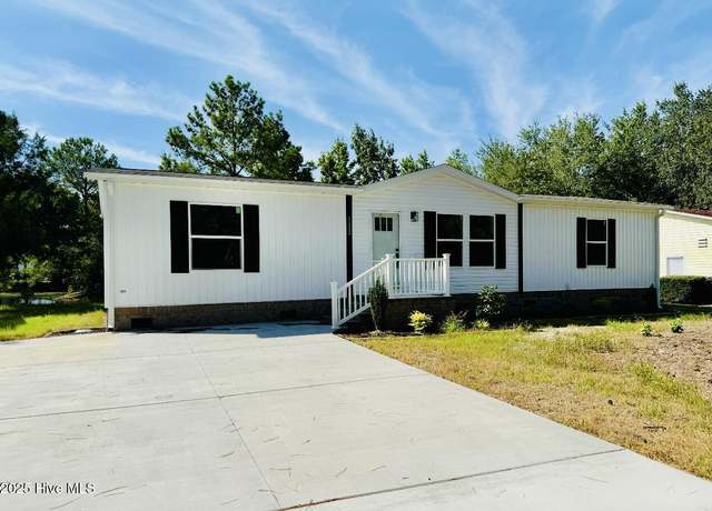 Property at 1112 Thrush Ct, Carolina Shores, NC 28467, 3 beds, 2 baths