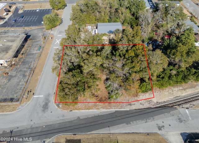 Property at 1313 S 6th St, Wilmington, NC 28401