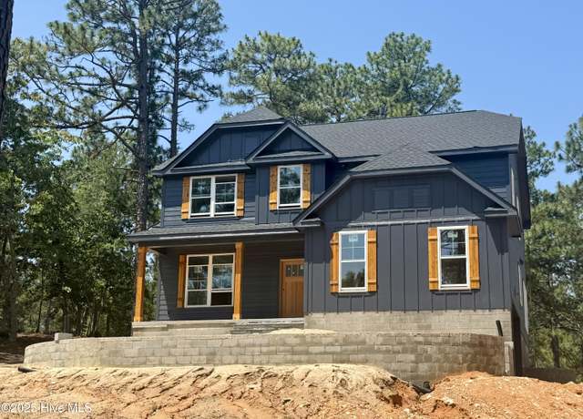 Property at 101 Douglas Dr, West End, NC 27376, 4 beds, 3.5 baths