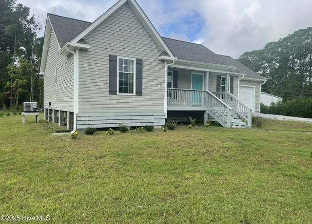 Property at 1406 Silverbrook Rd, Oriental, NC 28571, 3 beds, 2 baths