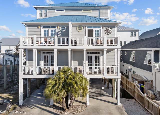 Property at 1509 Snapper Ln #2, Carolina Beach, NC 28428, 4 beds, 3.5 baths
