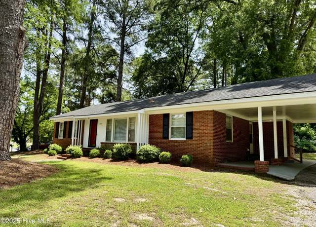 Property at 1305 Westwood Ave W, Wilson, NC 27893, 3 beds, 1.5 baths